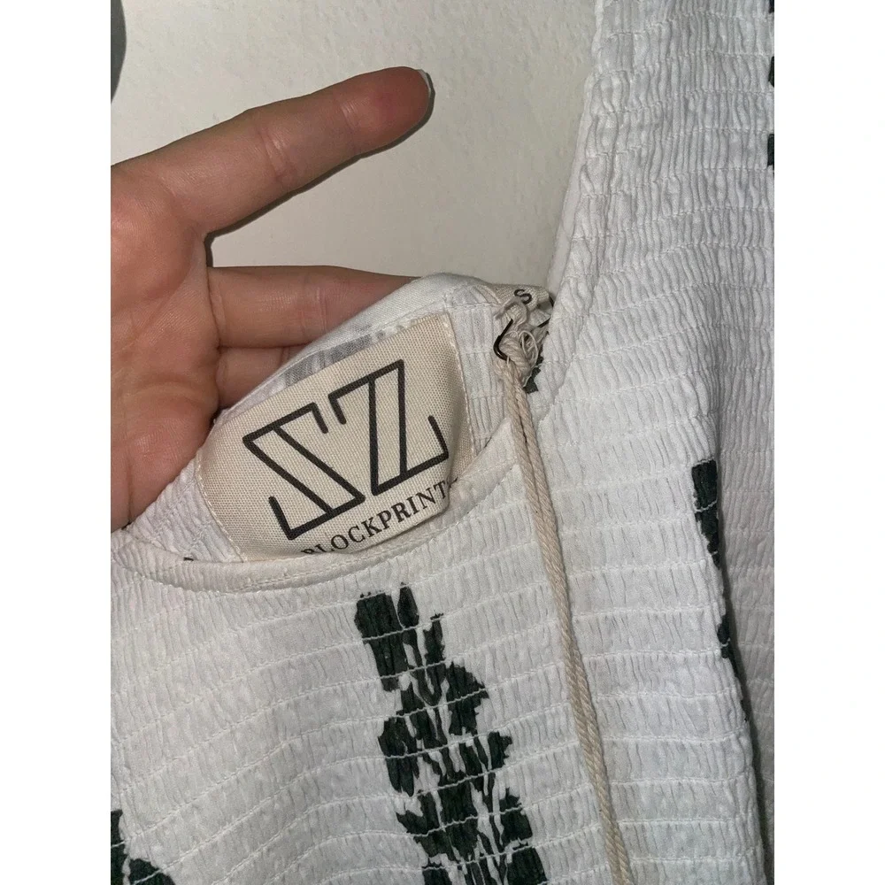SZ Blockprints Yuva Maxi Dress White Black Floral Smocked Puff Sleeve Small NWT - Picture 3 of 4